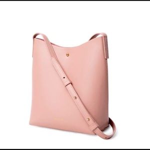 💼 Samara Medium Shoulder Bag